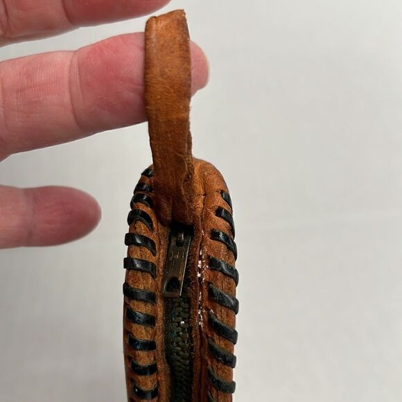 Handmade Vintage 1960’s Brown Leather coin Purse - Picture 4 of 6